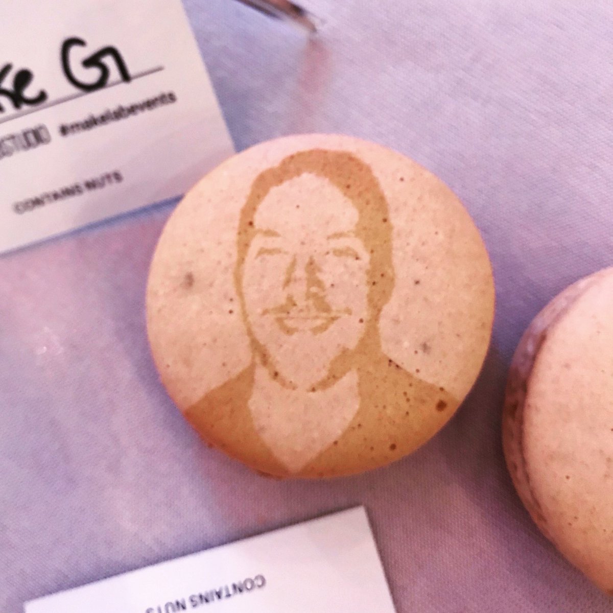 JakeGreen3D's tweet photo. I’m a maroon... I mean... macaron... haha. #AdobeMAX #GovMAX https://t.co/ZuX34omxuM