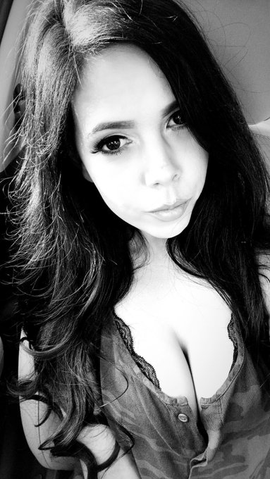 🖤 https://t.co/8rs3pkAT4f<a href="/tag/happynewyear"class="tags"><span>#happynewyear</span></a>