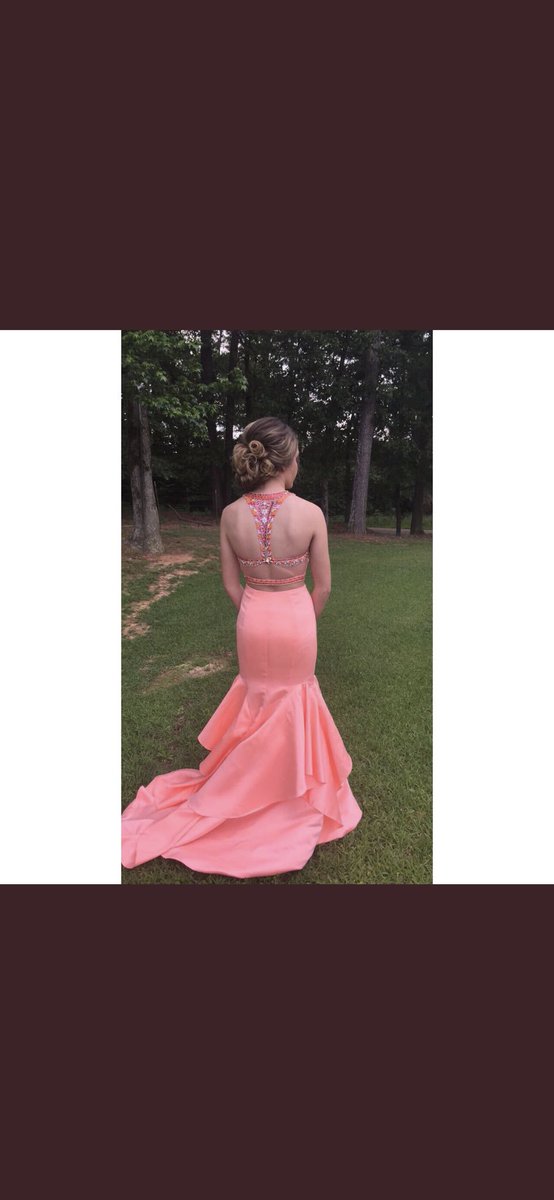 kcwalker_'s tweet photo. ❗️FOR SALE❗️ size 0 Rachel Allan. asking $150 https://t.co/Zat3hDw5tc