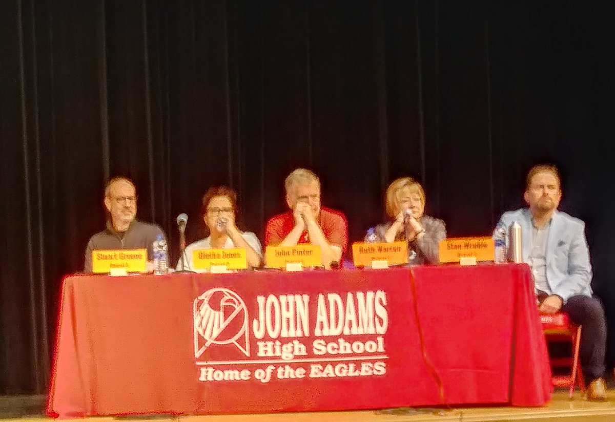 alicecyusa's tweet photo. @MFosmoe @JA_SASS @SBTribune Great panel discussion  @Adams_Eagles tonight #CoffeeWithOurCandidates https://t.co/Ma5kyOJj5R