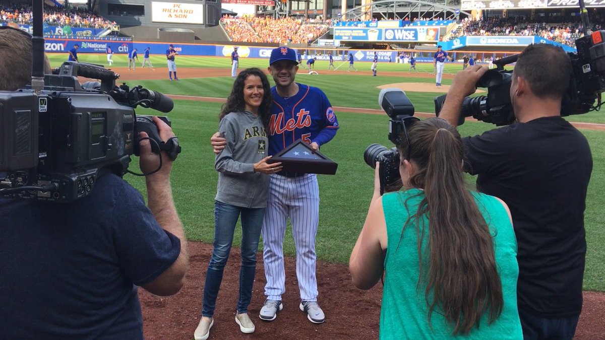 CombatWVA's tweet photo. #Veteran,Heather Hjelm, was honored by Combat Wounded Veterans of America (#cwva) and the @Mets York Mets.

 Thank you for your service!

Please show your appreciation with a like/comment.
#supportourveterans
#cwva https://t.co/jrrvfPwDzz