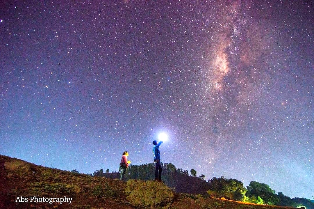 Menikmati indahnya malam bersama bintang..
#waduksempor #absphotography #natgeoindonesia #NatGeoPeople #NatGeo #MilkyWay #landscape #Nikon #nikonindonesia #nikond300s #Twitter @NatGeo @NGICphotos @NatGeoIndon @NikonNews @NikonIndonesia @NatGeoMag @NatGeoExplorers @NatGeoChannel