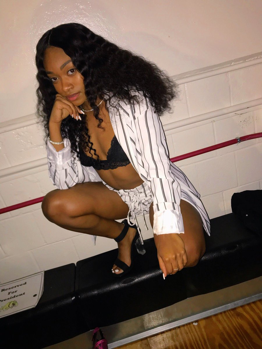 __crissyxo's tweet photo. don’t stand too close✨ #OTCWeek18 https://t.co/w7UEtEQuB0