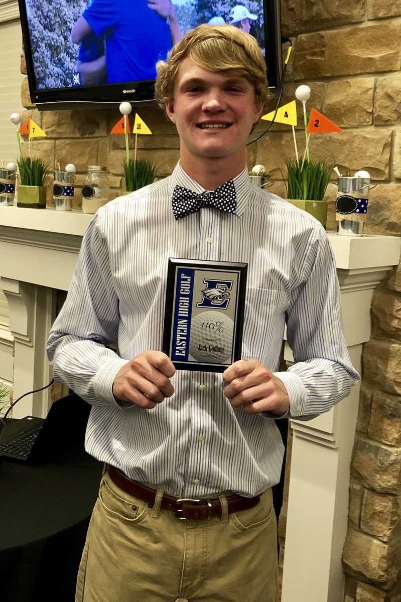 EaglesGolf's tweet photo. 110% Award https://t.co/tmPF665cm6