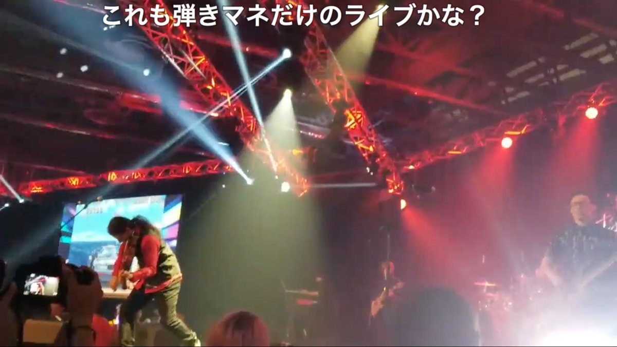 Masatoitoh's tweet photo. ８月カナダモントリオールでのカプコンライブの演奏、スト２の曲を弾いているこのビデオがニコ動で「これも弾きマネだけのライブかな？」と疑われてしまいました（悲）
https://t.co/e1JQblKy1W
#capcom #CapcomLive #streetfighter #SF2 #スト２ https://t.co/T604zwhZTy