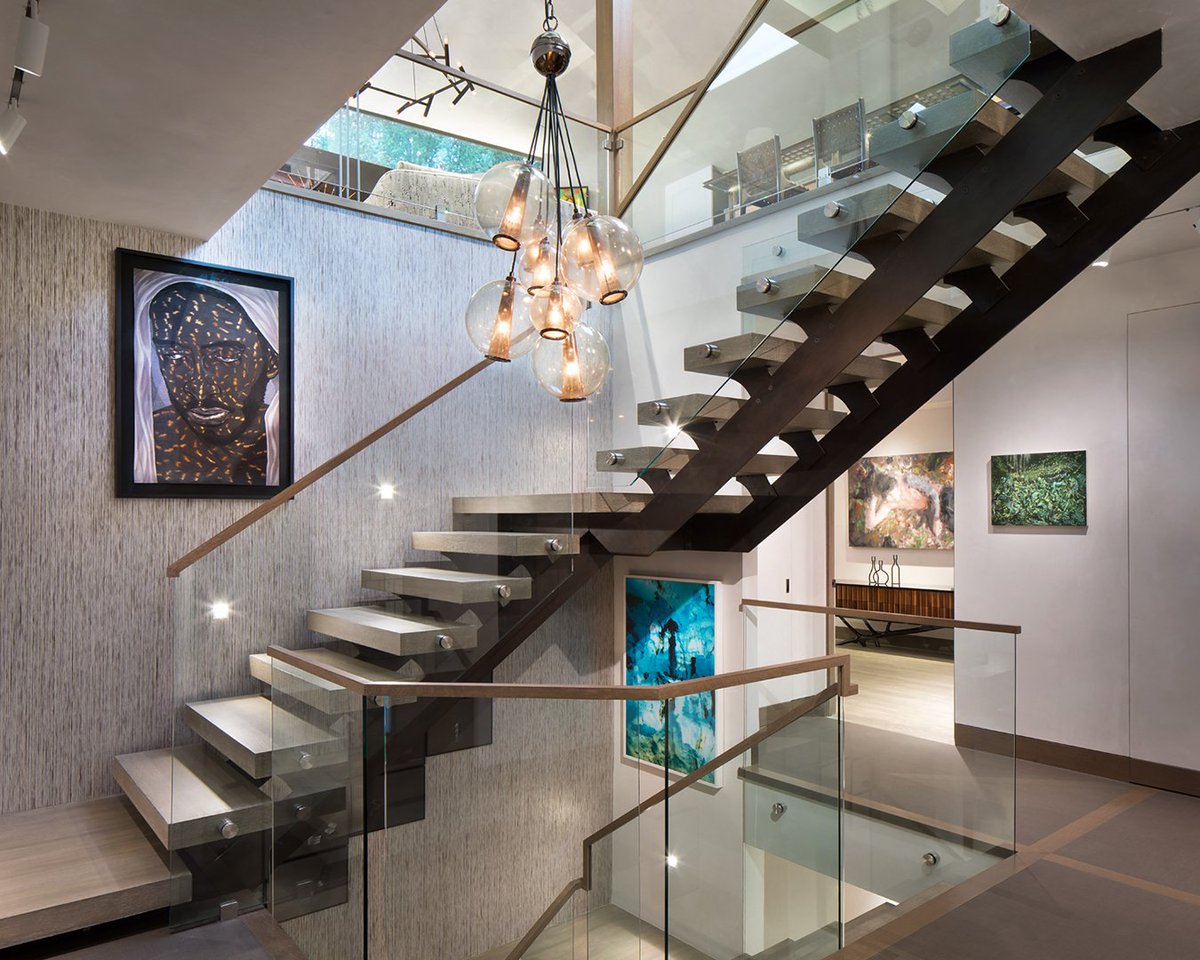 ForumPhi's tweet photo. Elevated Style | This residence, formerly featured on the cover of LUXE Colorado, was designed with the owners art collection in mind.
#YOURstyle #FORUMphi #architecture #interiors #planning #home #style #design #aspen #luxuryhome #luxurydesign #interiordesign https://t.co/pTSCvjLBBN