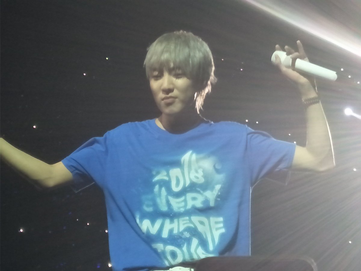 euddean's tweet photo. Low quality pic of a high quality man!! Can't believe I get to see my ult @official_yoon_ this close #EVERYWHERETOURINKL https://t.co/sNmpzYxRQs