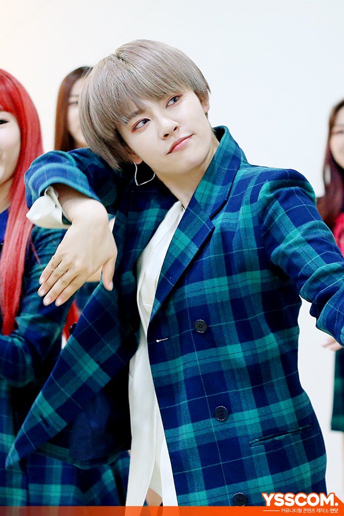 MIYARANG0526's tweet photo. #GWSN #공원소녀 #GirlsinthePark
#연습생닷컴 #YSSCOM
#미야 #MIYA #宮内はるか https://t.co/q2F3TruuR8