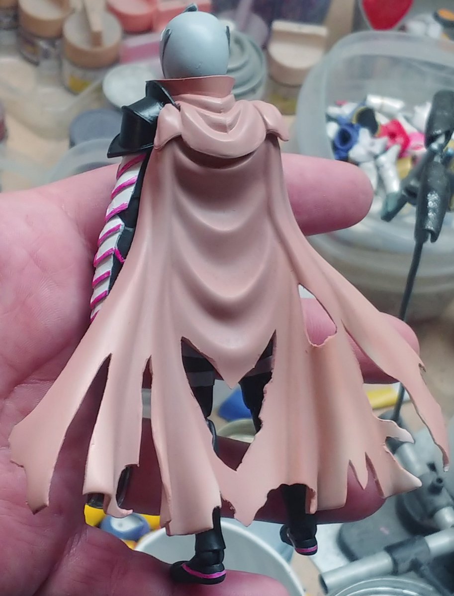 kingrangerprops's tweet photo. Another WIP of my custom #SHFiguarts Ranger Slayer. Almost done. Need to take photos of the other custom SHF stuff on my work bench. #oneoutoftoomany #dontneedsleep #gottakeepgoing https://t.co/hmOm1HHpWf