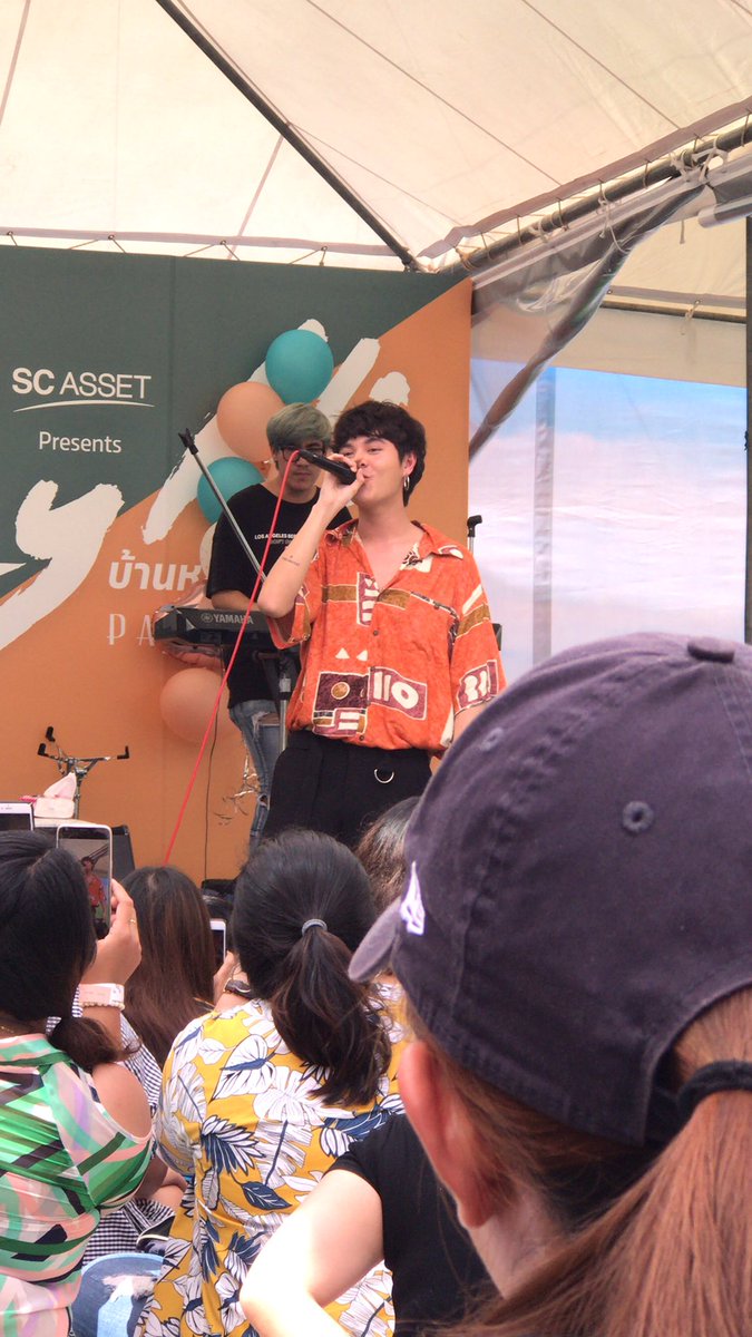 _pnguliko's tweet photo. อยากออกไปเจอสบตาเธออออ #thetoys #InboxLive #TheToysSaysHi #SCASSET งานจัดดีทั้งสองงานที่ผ่านมาเลยค่ะ หากใครได้ไปก็ยินดีด้วยนะคะ มันฟินมากจริงๆ ;-; #แต่ถ้าจะให้ดีให้หนูได้ไปด้วยนะคะงื้ออออ https://t.co/rHKS1lDY9C