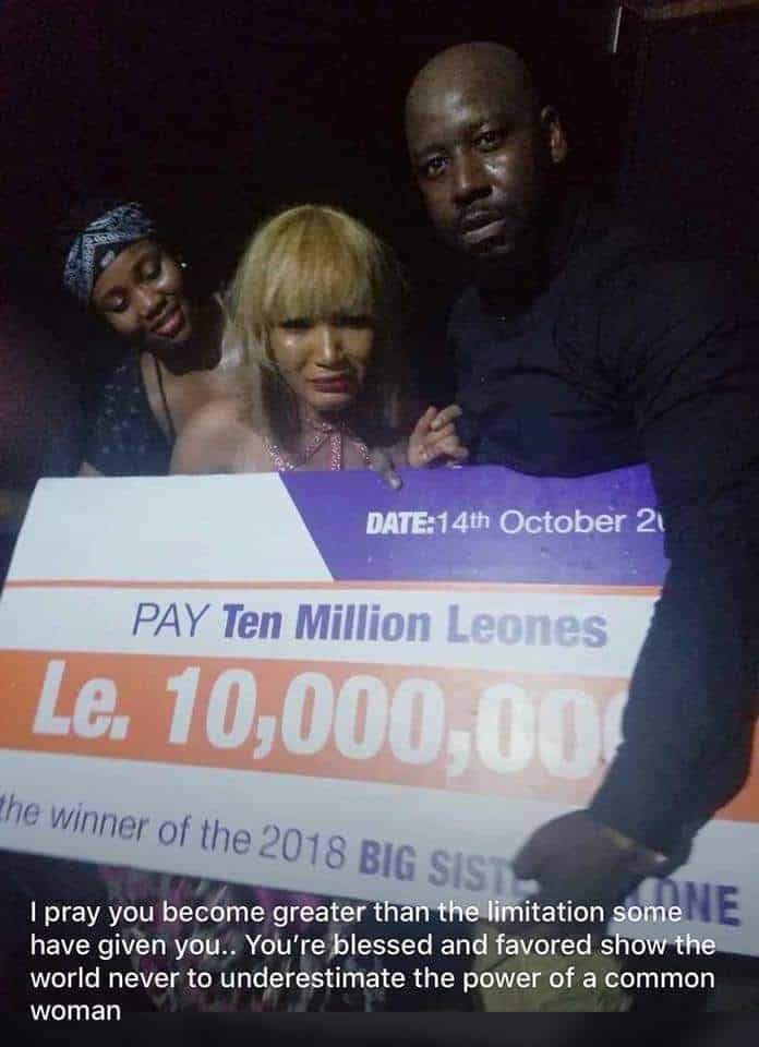 SaloneWomen's tweet photo. Congrats to #BigSisterSalone winner Haja Kamara (China Nicki). Let the empowerment starts. Thanks to the organisers for the brilliant initiative. #StopVAW #EducateTheGirlChild #EndChildMarriage #EndFGM #EndTeenPregnancy #genderequality #SierraLeone #WomenInEntertainment #ShowBiz https://t.co/crEXI245QO