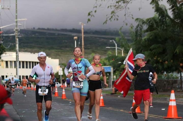 IMTrinews's tweet photo. 1041 RUN PHOTOS - SATERDAY- Oct 13 - 2018 🌺 Ironman Triathlon World Championship Hawaii 
.
.
LATER Bike photos - Kuakini Highway - 
.
https://t.co/NhBUtxaud4…

🎥 #ironmannews #kona #hawi #Bigisland #imkona #imwc #imwc40 #konapier #digmebeach #palaniroad #aliidrive #aliidrive https://t.co/cdRC8Jqnnp