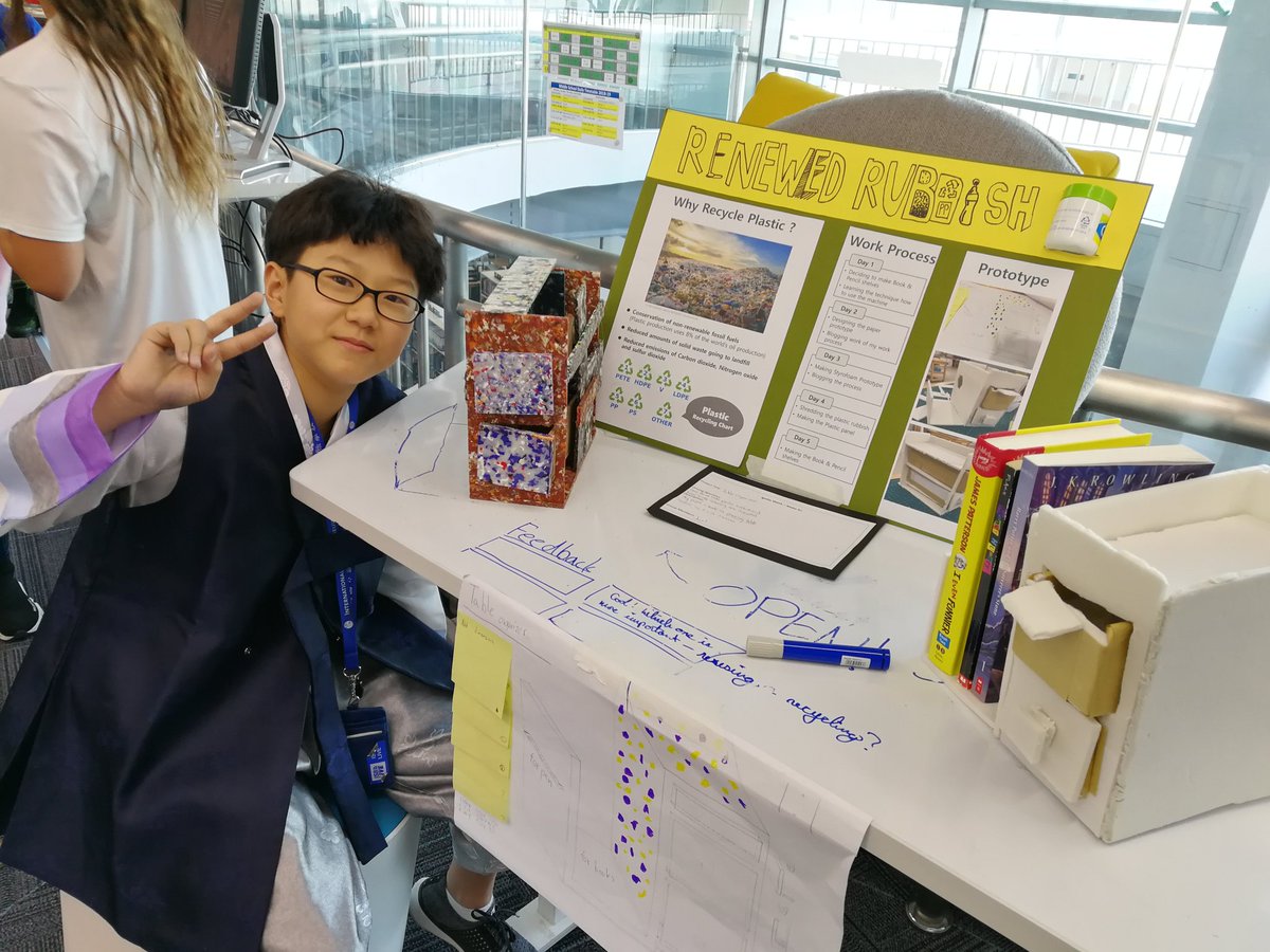 MrMarcoTrujillo's tweet photo. Had a blast during our first #isbfutures #igniteweek exhibition Ss showcasing their work for peers, parents and staff! #learnisb #PBLchat #DesignThinking https://t.co/5f65AVVunr