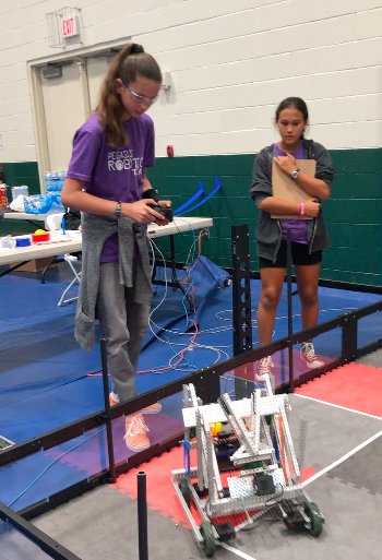 k_debest's tweet photo. Our first VEX competitive robotics tournament this school year at Damien High School. Such an exciting day! @PegasusSchool https://t.co/OBx1dh6NVa