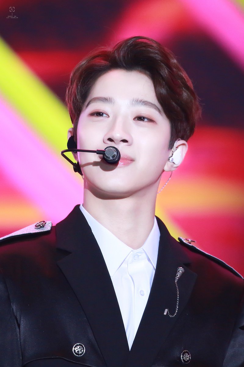 shootonL's tweet photo. 181003  ✨✨✨✨

#라이관린 #賴冠霖 #LAIKUANLIN
#워너원 #WannaOne https://t.co/R22yYnDUdT