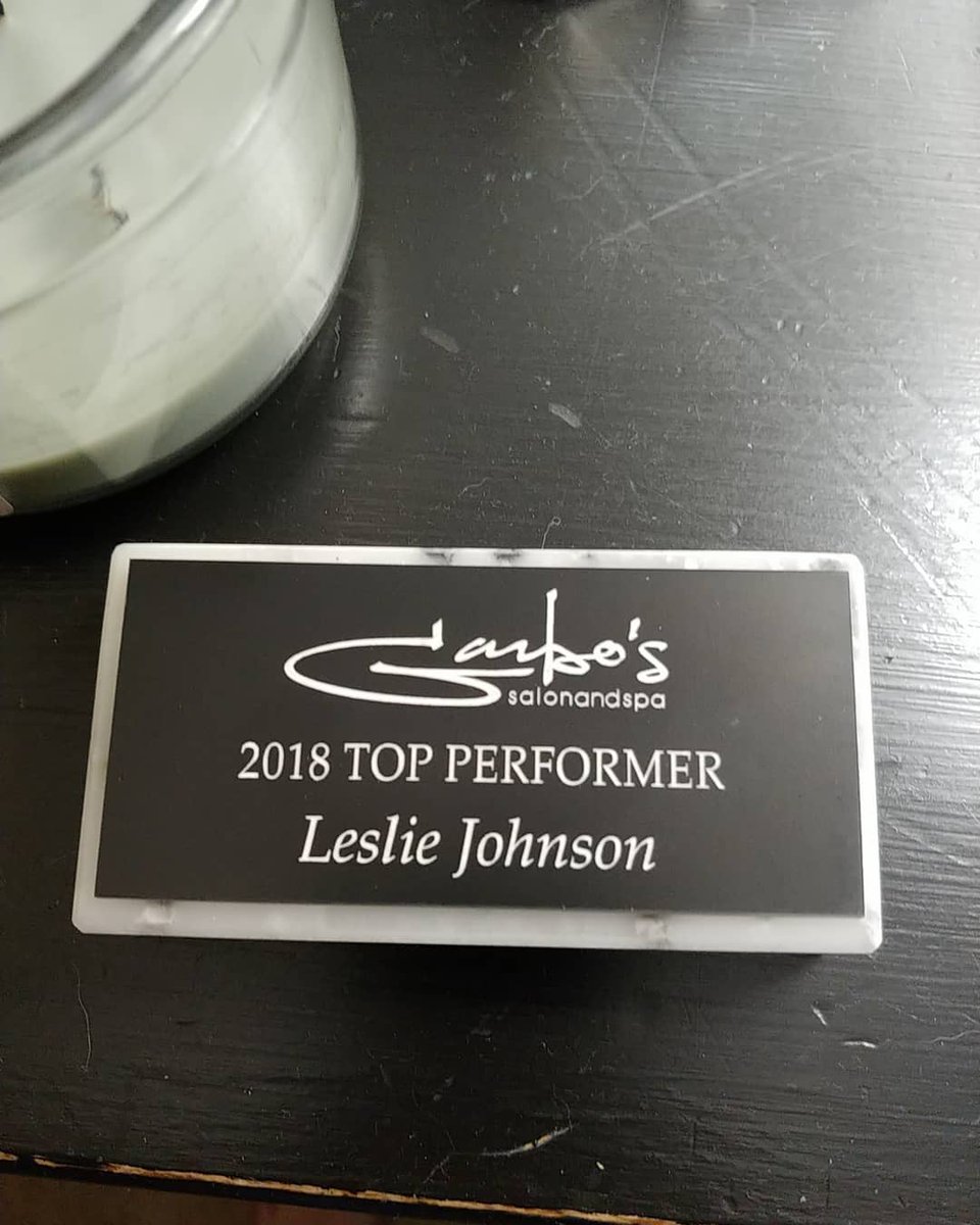 lesliemj1971's tweet photo. When surrounded by top performing people, one can only grow. I am so fortunate to be inspired daily by amazing women. #garbosvillagepointe
#mygarbos
#topperformers
#omahastylists https://t.co/BhhPYzMHfT