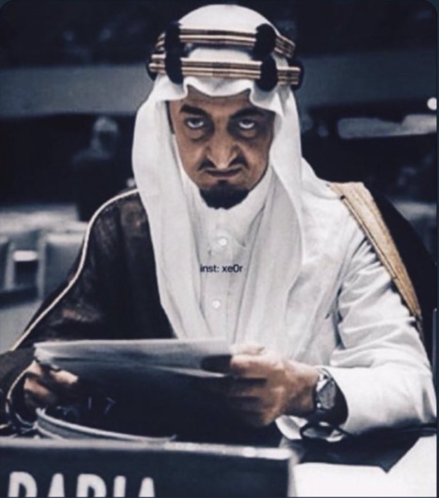 Raami_Almalki's tweet photo. نحن أصفى من العسل لمن أرآد صدآقتنآ 
ونحن السّم الزعآف لمن أرآد تكدير صفوفنآ " 🇸🇦

#كلمه_لاعداء_مملكتنا_السعوديه https://t.co/EdOLuABBlb
