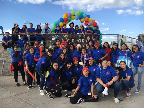 LWLinKrew's tweet photo. Rain or shine, Marketing Krew did an amazing job at the Homecoming tailgate. Thank you to everyone who came! #theCVway #lawndalelinkrew #lawndale https://t.co/boL37d5CcA