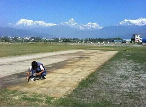 razzpathak8's tweet photo. @paras77 @PokharaPLeague @adhkaushal @Pepe_Barezi @MeerGoose11 @_BabarHayat @anshyrath @MClarke23 @HomeOfCricket @seelaar8 @ShaneWarne @sachin_rt @BrianLara Just awesome Nepal has the world best pitches across the country.
#yet_to_explore_Nepal.
#Nepal https://t.co/W3QVeLjl5x