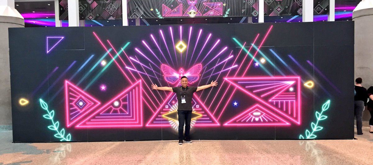 jmaruyama's tweet photo. Adobe Max is huge! Can’t wait for tomorrow! Come see me at the @CDWCorp booth and pick up the poster I designed specifically for this mega-event! An honor to be here! #CDW #Promoshop @morethanswag #LifeInTheCloud https://t.co/nt9wXc1QDD