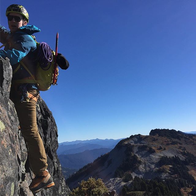 lucasnolta's tweet photo. Look mom, I’m using the rope you got me for my birthday 📸 @ohcaycool .
.
.
.
#pnwonderland #moodygrams #thatpnwlife
#roamtheolanet #ourdailyplanet #lifeofadventure #artofvisuals #wildernessculture #travelstoke #keepitwild #beautifuldestinations #team… https://t.co/neZiisC90h https://t.co/bcr1mD8mE5
