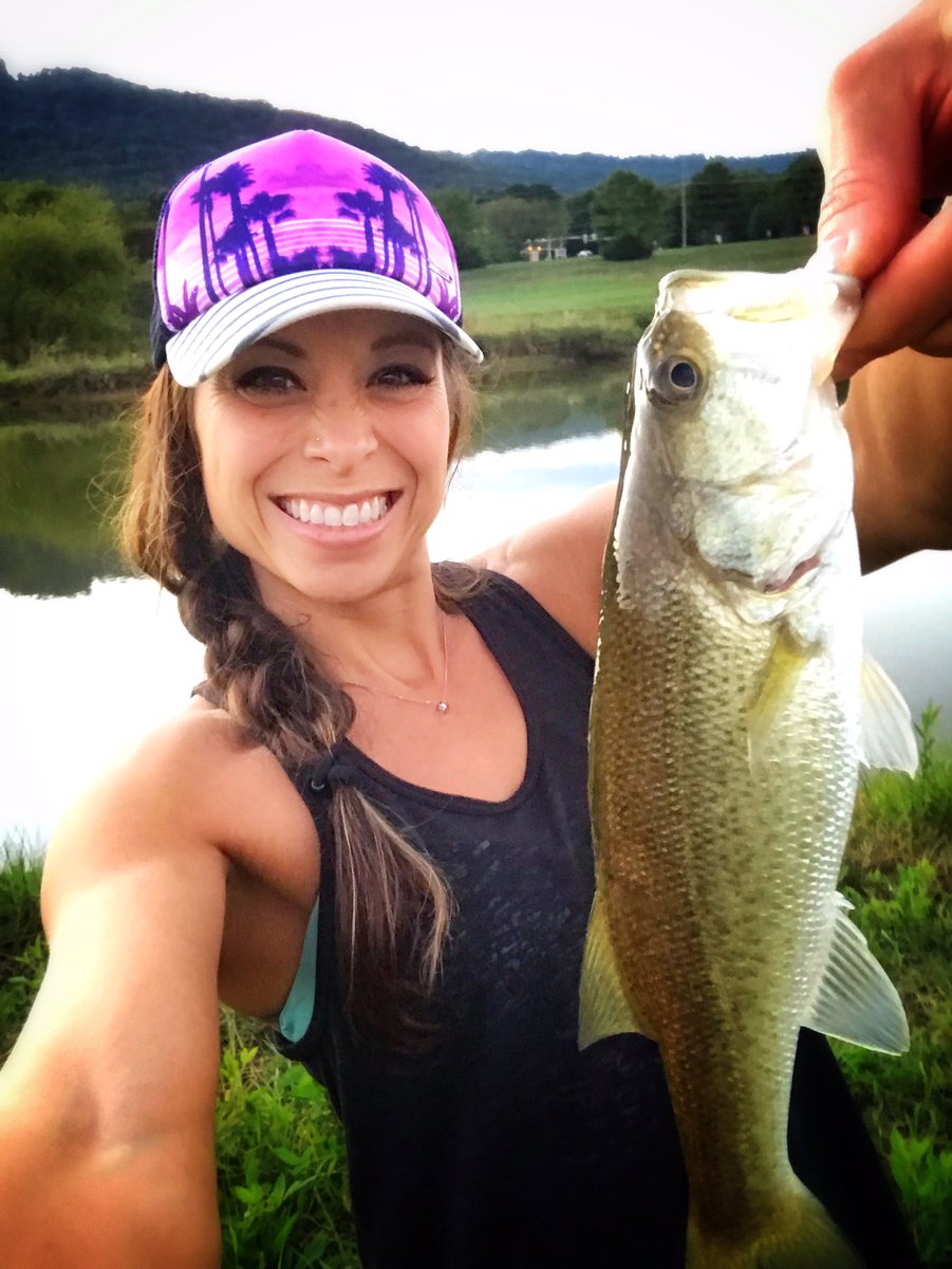 Lindsay Eskildsen tweet media