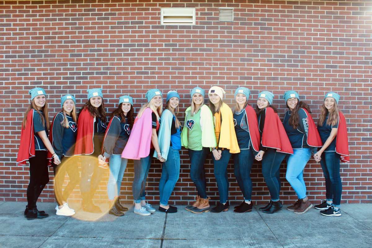 euloveyourmelon's tweet photo. This Boro super crew wants to wish you a great week! 💛 Happy Monday! https://t.co/shD9rLvhve