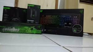 KazuleAlts's tweet photo. Para El Especial Halloween Sortearemos Un Kit Razer Completo 🎃

(Envio Internacional) ✈️

¿Quieres Participar?

Debes Seguirnos, Activar La Campanita 🔔 &amp; Dar RT A Este Tweet 🔄

End: 31/10/2018 ⚡️ https://t.co/egkPIibPeK