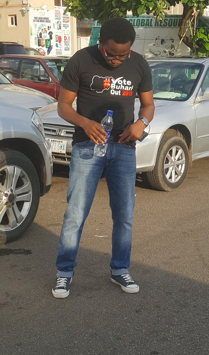 AnthonyHenry02's tweet photo. @APCNigeria See this Family is already #Atikulated https://t.co/RbaU9jskDU
