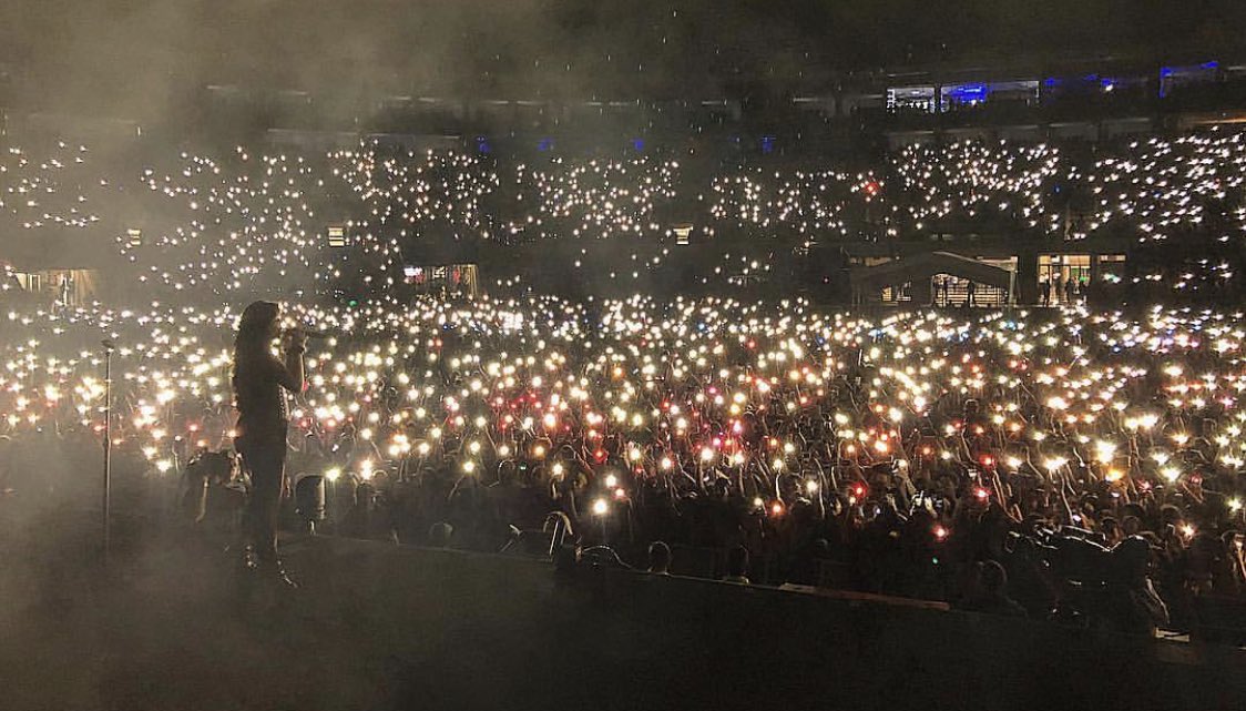 Camila_Cabello's tweet photo. 15,000 souls in sao Paolo! ✨✨🇧🇷🇧🇷🇧🇷 i wanted to cry the whole first song, hearing this many of you sing the words to a song I wrote and just thinking back to when I was a little kid, thank you so much for coming and singing tonight- I love you! https://t.co/UIMlC3gZov