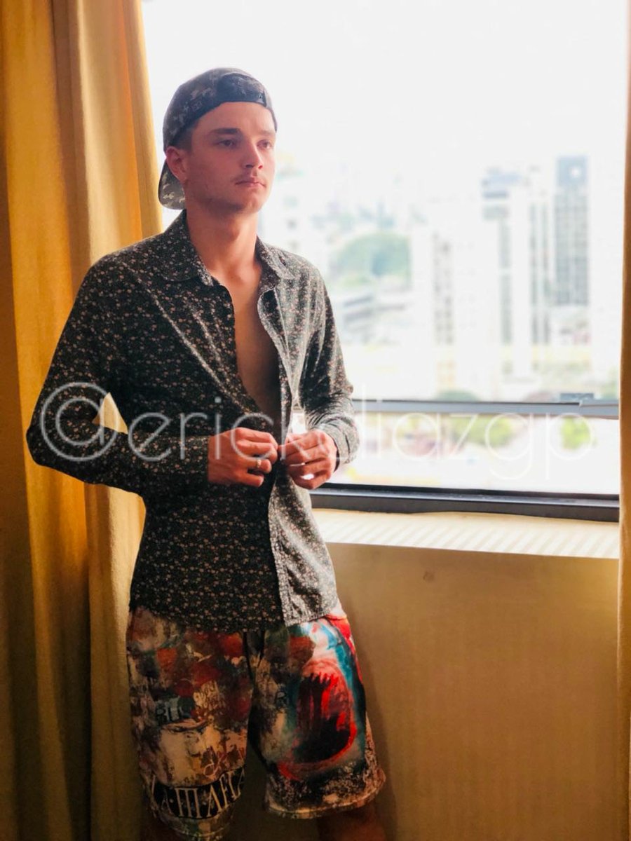 INSTAGRAM 👉 OFICIALDIAZ