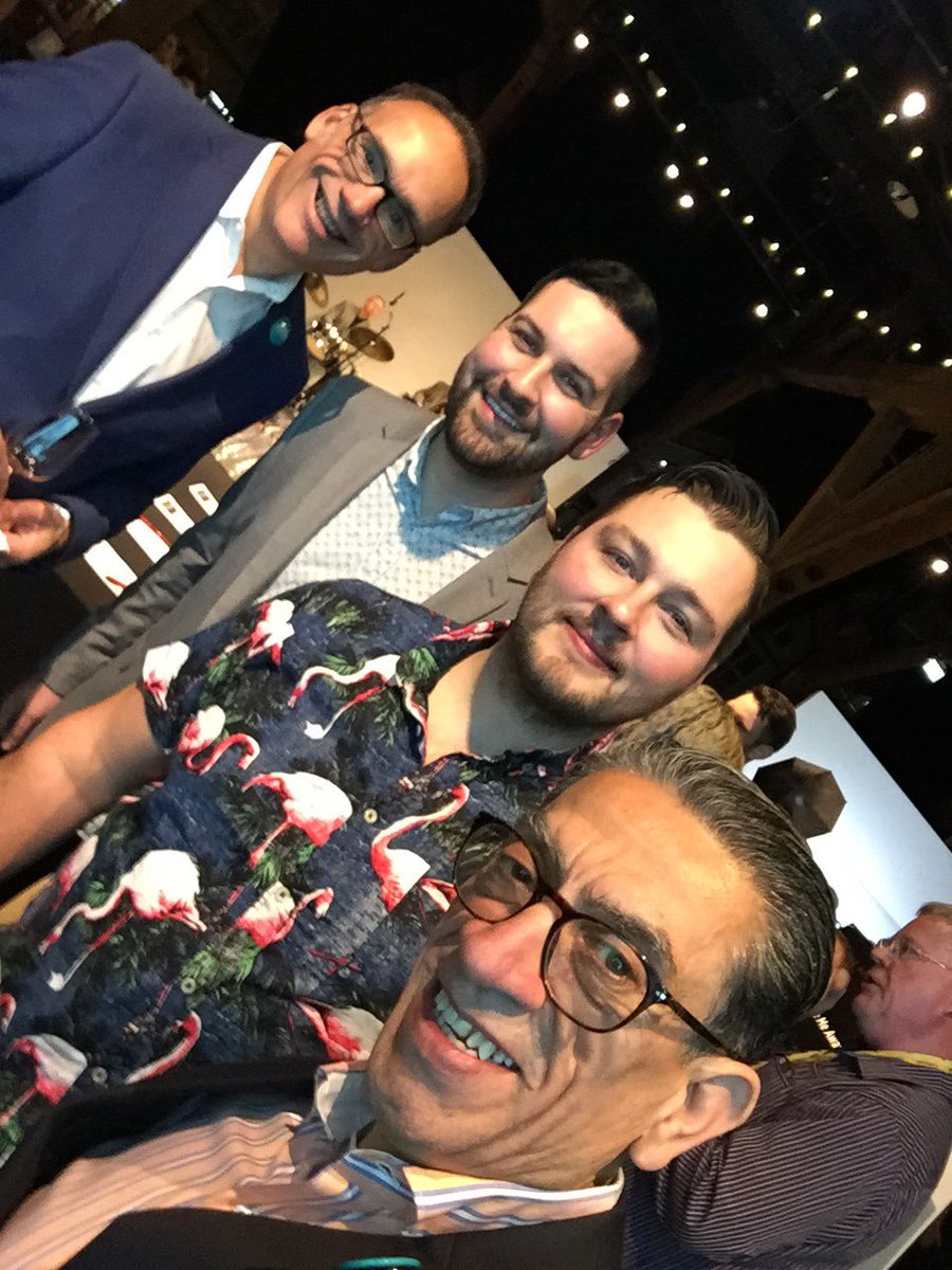 F_J_Barajas's tweet photo. #Excelente #fundraising #event #stacktherack for @QMUNITY #great #community #services for the #LGBTQ2+  @OsmelGuerra @ShaunaSylvester @KaseyReese https://t.co/flwXWZmWxT