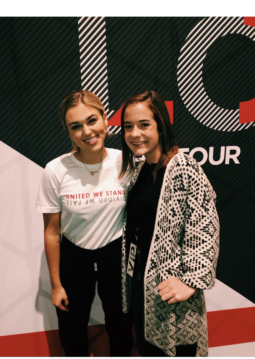 hamptonjohnson5's tweet photo. yep, i think i can say i got the best early bday present ever thanks to @sadierob @ILiveOriginal . thank you all for such a great message and amazing night https://t.co/P97OOBoCeV