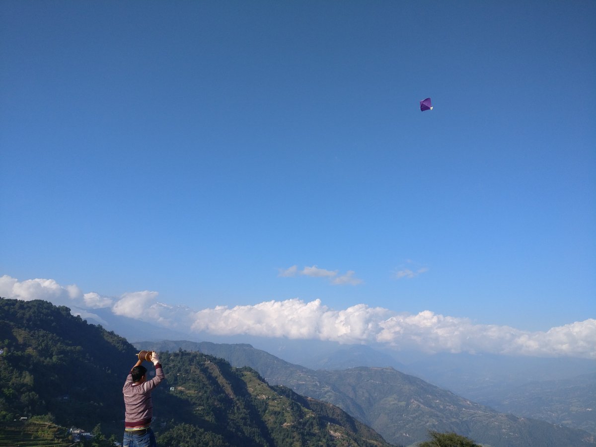 DCA_Nepal's tweet photo. Sankharapur Municipality's Mayor #SubarnaShrestha lauded the need to preserve #OpenSpaces for #evacuation #SafeSpace #PlayingKites
The @eu_echo funded #PRAGATIProject partnered #SakwoScout to sensitize the #UrbanDRR issue through #ChangaChait #KiteCompetition to mark #IDDR2018 https://t.co/uuY0Dp16lT