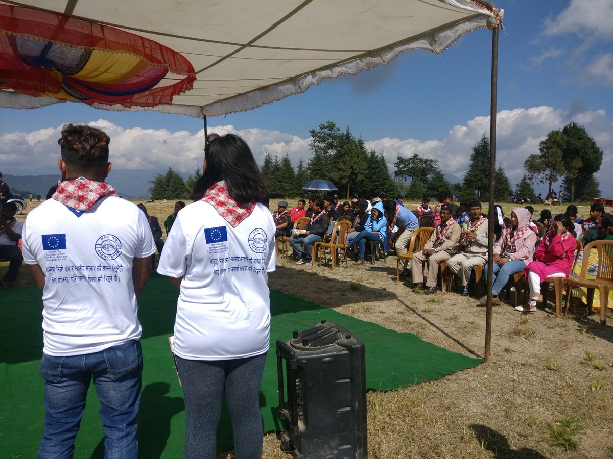 DCA_Nepal's tweet photo. Sankharapur Municipality's Mayor #SubarnaShrestha lauded the need to preserve #OpenSpaces for #evacuation #SafeSpace #PlayingKites
The @eu_echo funded #PRAGATIProject partnered #SakwoScout to sensitize the #UrbanDRR issue through #ChangaChait #KiteCompetition to mark #IDDR2018 https://t.co/uuY0Dp16lT