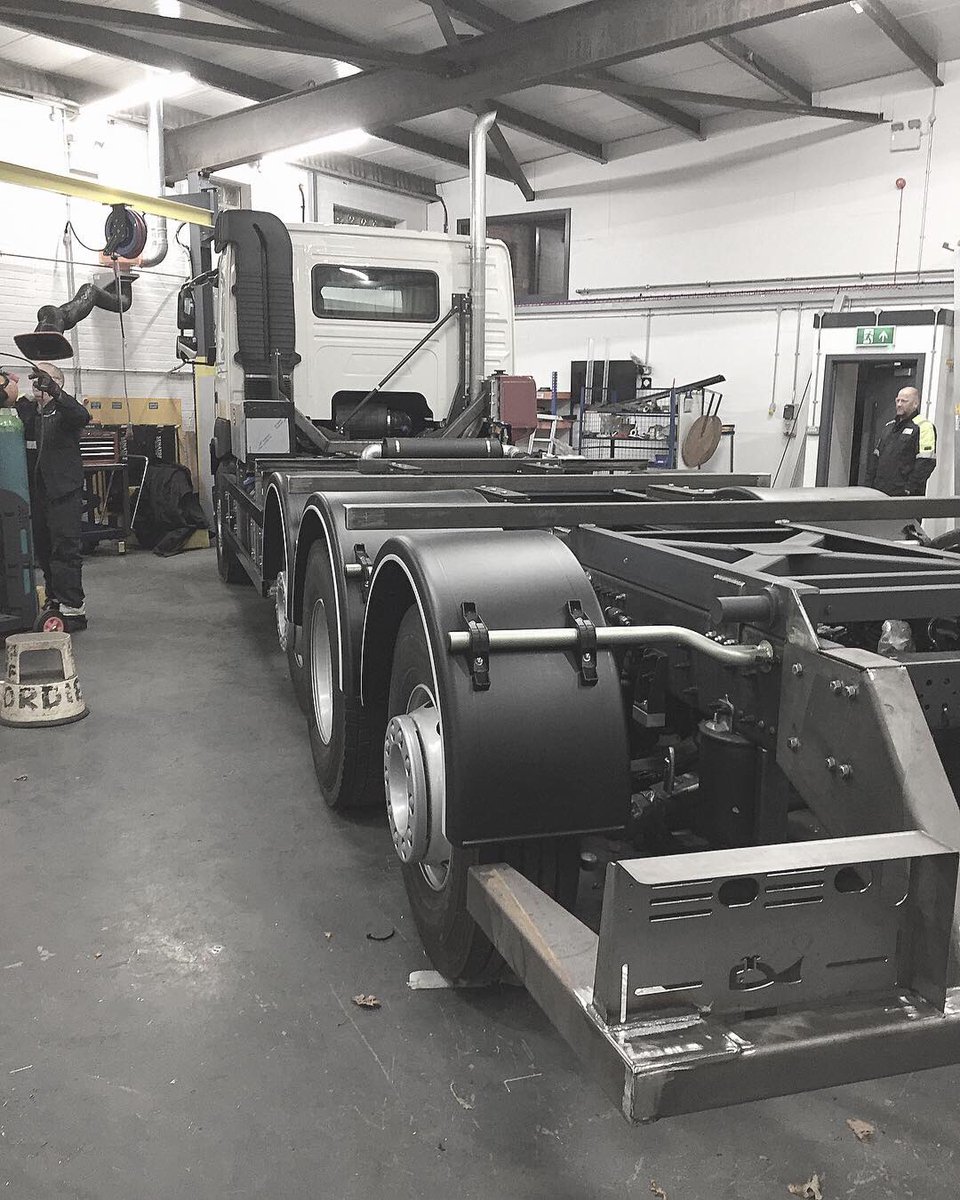 universaltanker's tweet photo. Chassis work well underway on our Volvo FMX Tridem Tankers at Whale Tankers 🐳 

#Tanker #VacuumTanker #Chassis #VolvoFMX #Tridem #VolvoTridem #Steel #Engineering #BritishBuilt #BritishEngineering #StainlessSteel #Welding #WhaleTankers #WasteTanker #Transport #Haulage #NewTanker https://t.co/LvFuQOOH8h