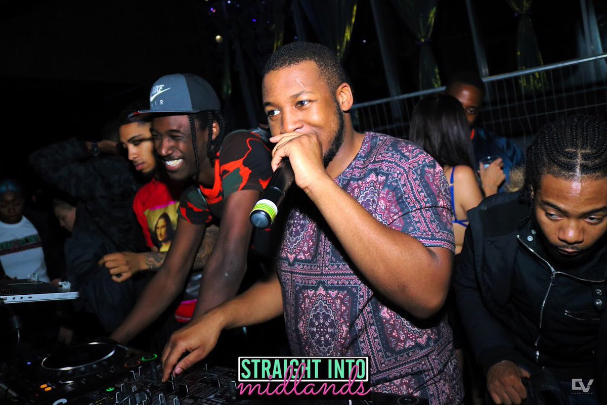 Ceramic_Vision's tweet photo. For Bookings And Enquires ‼️:

Email: ceramicvisionjpg@gmail.com
Or
Contact @Thai_Jemma 

Midlands Based Event Photographer 📸
@UncleTeoPR @ThePlayHousePR https://t.co/ZaXRLFlWq6