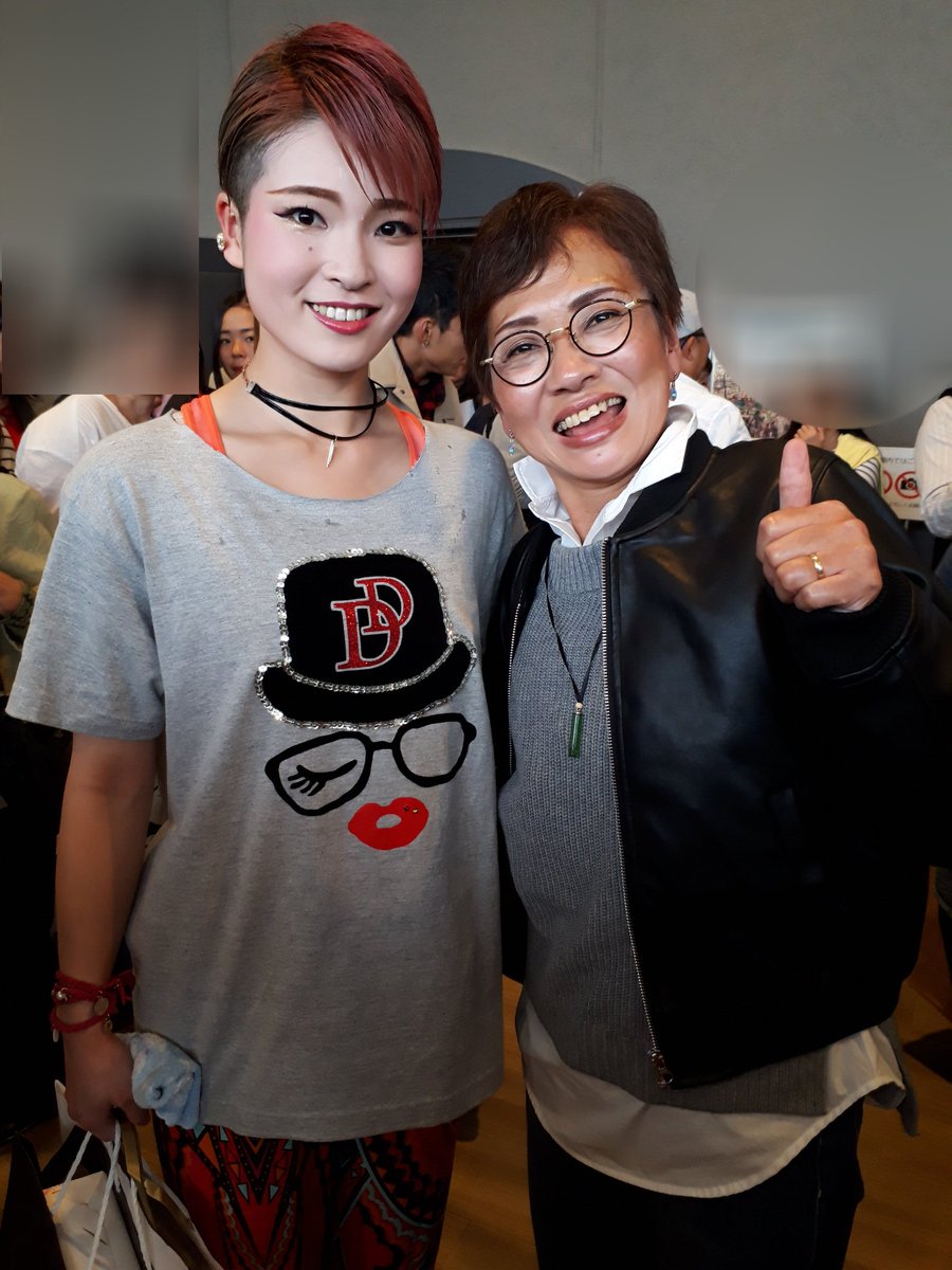 tembosu's tweet photo. 昨日は
久しぶりに、りおな君のダンスを拝見💫
最高のダンス✨
頭の先から足の先まで完璧な動き、その中にも美しさ、しなやかさがあり、あっとうされて感動でした💓ありがとうございました😊💖
#元歌劇ザ・レビューハウステンボス
#城月りおな
#STUDIODD https://t.co/N6IBqi5b3e