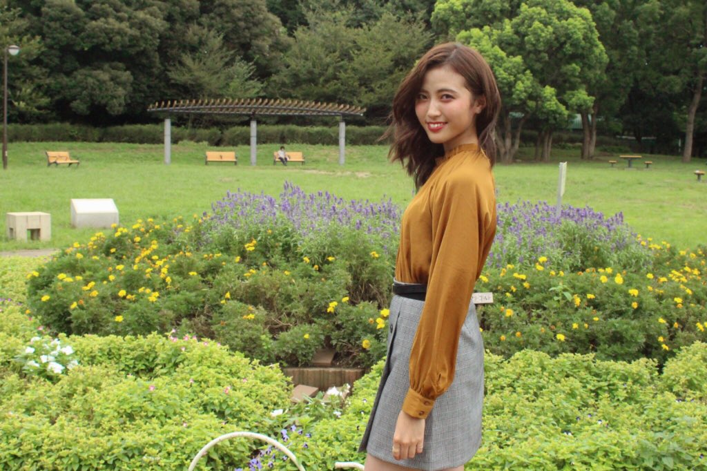 yuuka_nakano_'s tweet photo. こんにちは！

velleさん(@velle_official) にm-mode'18を特集して頂きました☺️
 
秋服を紹介させて頂いてます💕
https://t.co/0lNCB0InHk

出場者全員の秋服コーデ、秋メイクを是非ご覧下さい🙈💕

#mmode
#明治大学
#明大祭
#ファッション
#秋服コーデ
#velle https://t.co/SHHgkhP11i