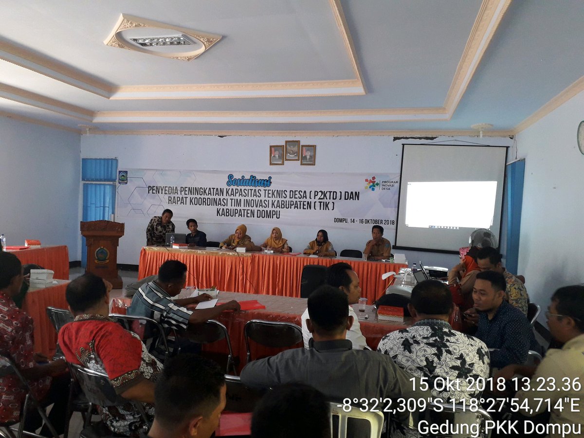 B_deroAR's tweet photo. Sosialisasi P2KTD dan Rapat Koordinasi Tim Inovasi Kabupaten Dompu, NTB....
#ManfaatDanaDesa
#tppintb
#P3MDDompu https://t.co/evKXGkq6UF