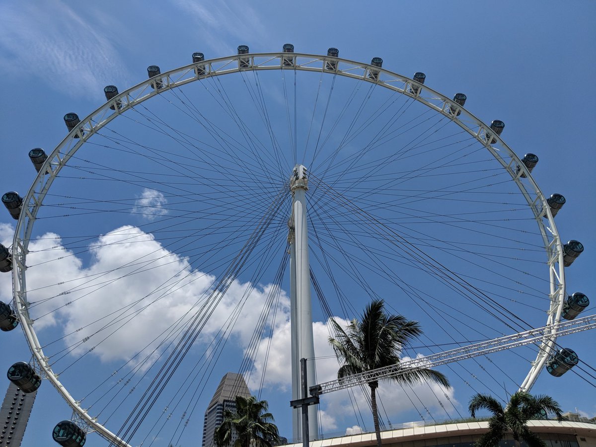bell86_sarah's tweet photo. Stunning views from #SingaporeFlyer @VisitSingapore #Singapore #giddyheights #travel #loveaview https://t.co/7j3ADWxqoC