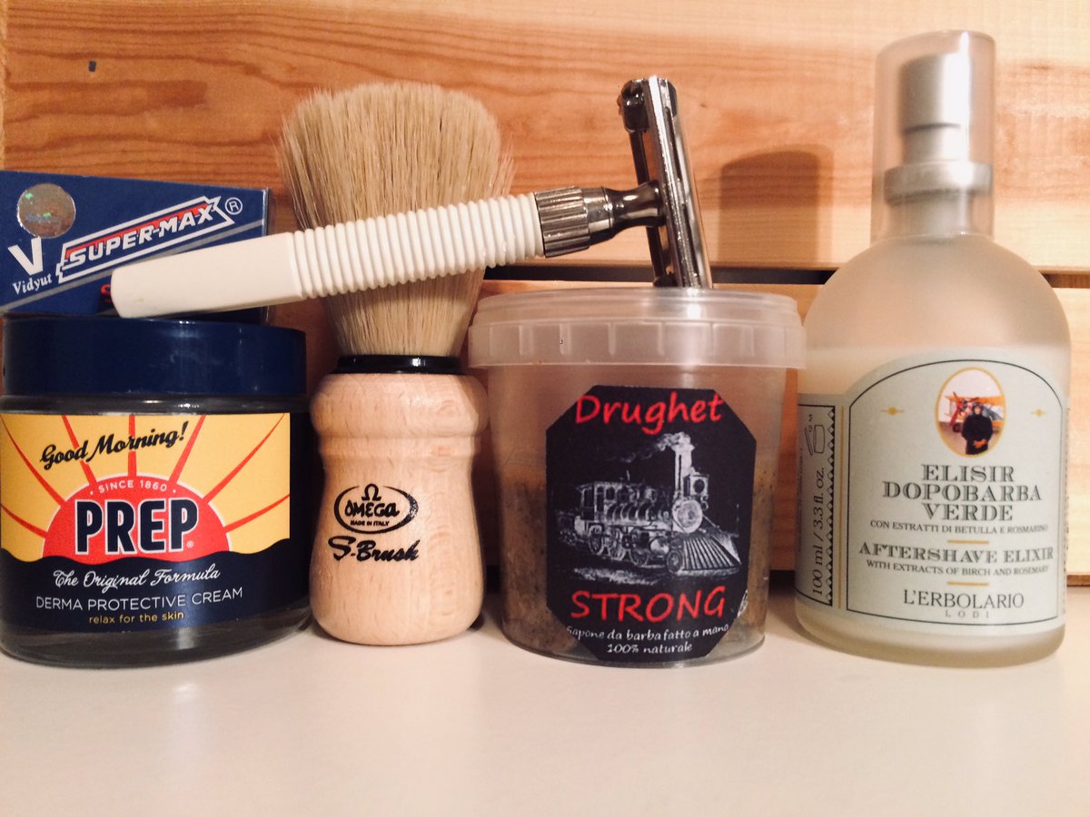 riky_76's tweet photo. Un one shave, the words blade ever and (one of) the best soap ever! #wetshaving #drughet #steong #balsamic #prep #omega #Sbrush #gillette #slimtwist #supermax #sotd #tradition https://t.co/wAXDGkS76L