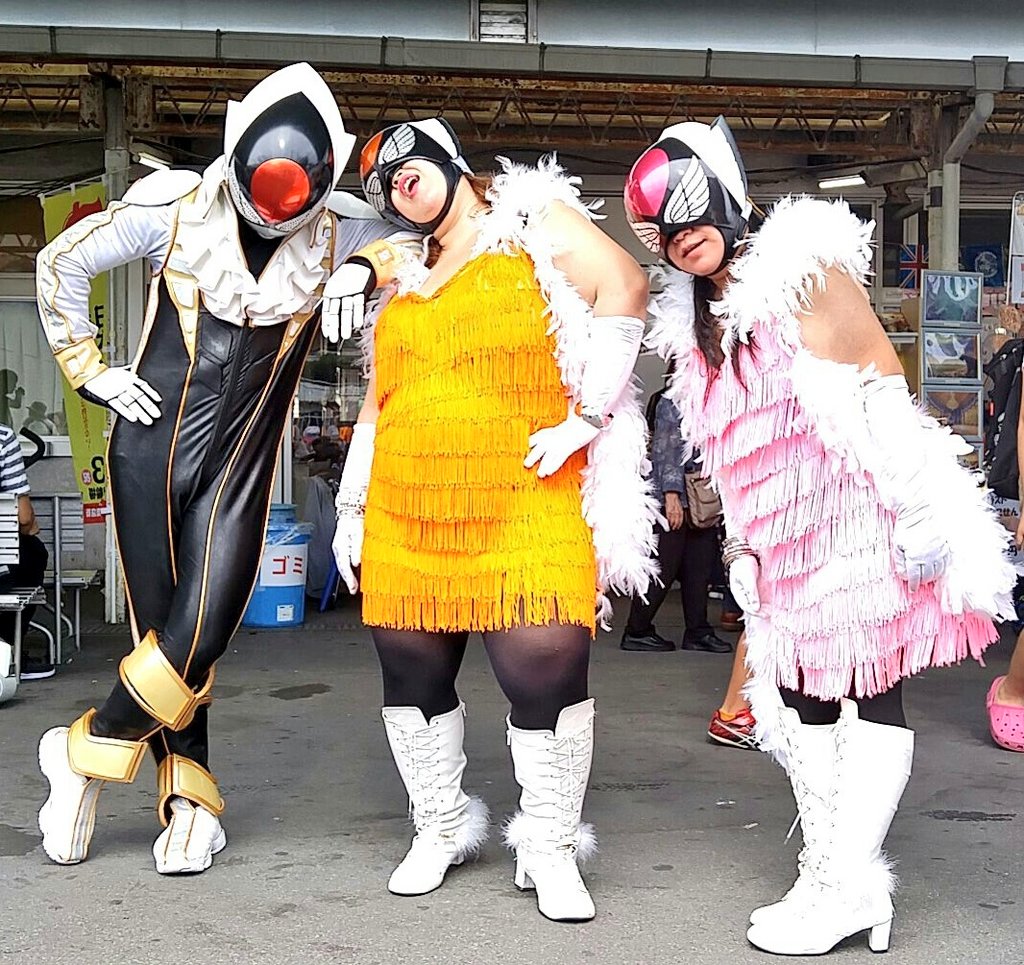 オドロッカーレディ ダイアナ 10月28日kara 1グランプリ 京都 向日町競輪場 11時 12時30分 オドロッカーステージは上記の２回になります 是非 遊びに来てくださいね T Co T9wwurtm8e 弾神オドロッカー Kara1グランプリ 写真の