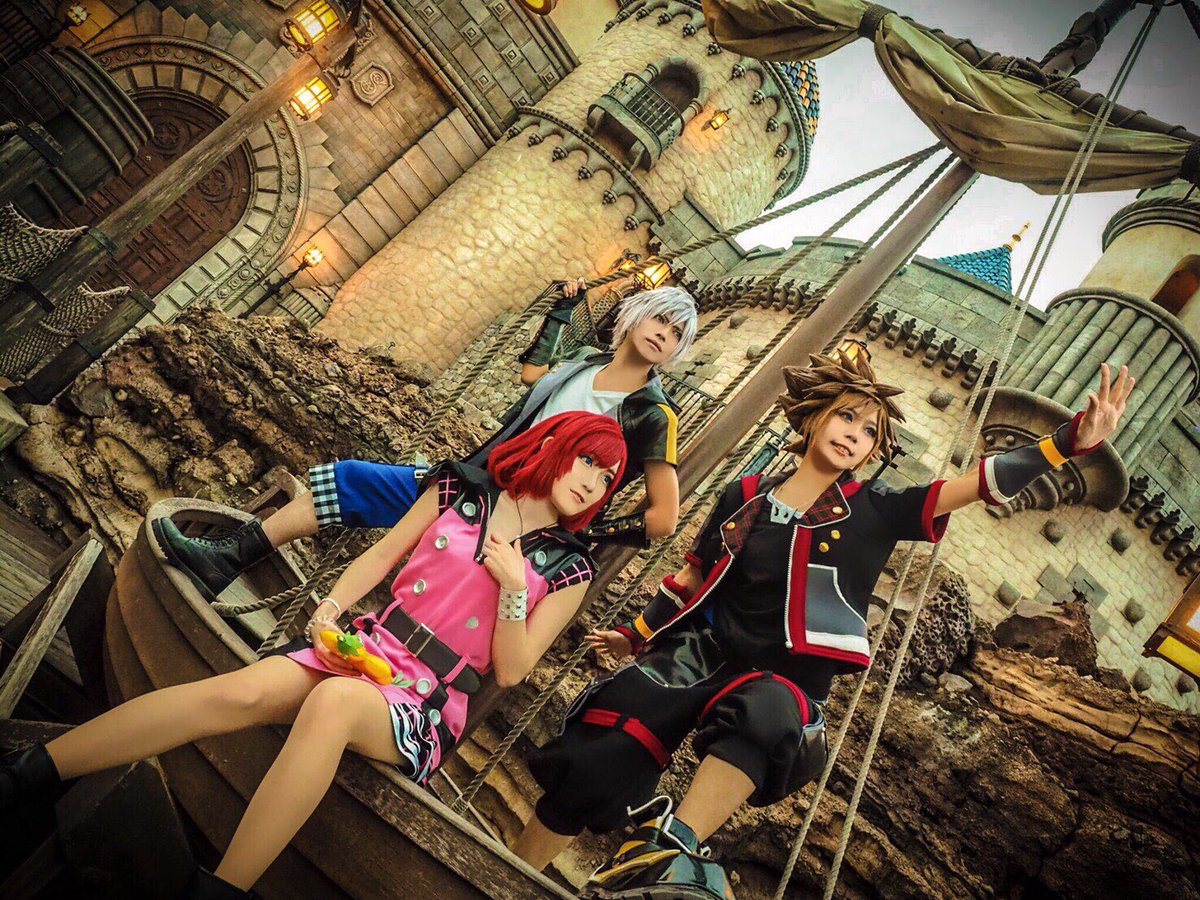 marshall_r620's tweet photo. 【KINGDOM HEARTS Ⅲ】※cosplays

Cross the ocean and jump into the world of dreams ‼︎‼︎

☆｡･:*:･ﾟ'★,｡･:*:･'｡･:*:･ﾟ'★,｡･:*:･ﾟ'☆ 

sora:@marshall_r620 
riku:@haru_7830 
kairi:@1202mls 

photo:@mafuyu1172 

本当に夢の世界だった…楽しかった❤️
#Dハロ #Dハロ仮装 https://t.co/dV0V1ZZrer