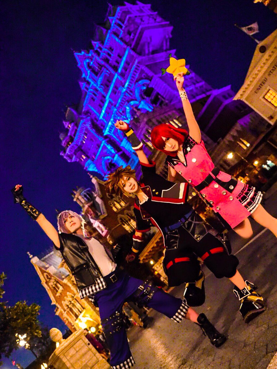 marshall_r620's tweet photo. 【KINGDOM HEARTS Ⅲ】※cosplays

Cross the ocean and jump into the world of dreams ‼︎‼︎

☆｡･:*:･ﾟ'★,｡･:*:･'｡･:*:･ﾟ'★,｡･:*:･ﾟ'☆ 

sora:@marshall_r620 
riku:@haru_7830 
kairi:@1202mls 

photo:@mafuyu1172 

本当に夢の世界だった…楽しかった❤️
#Dハロ #Dハロ仮装 https://t.co/dV0V1ZZrer