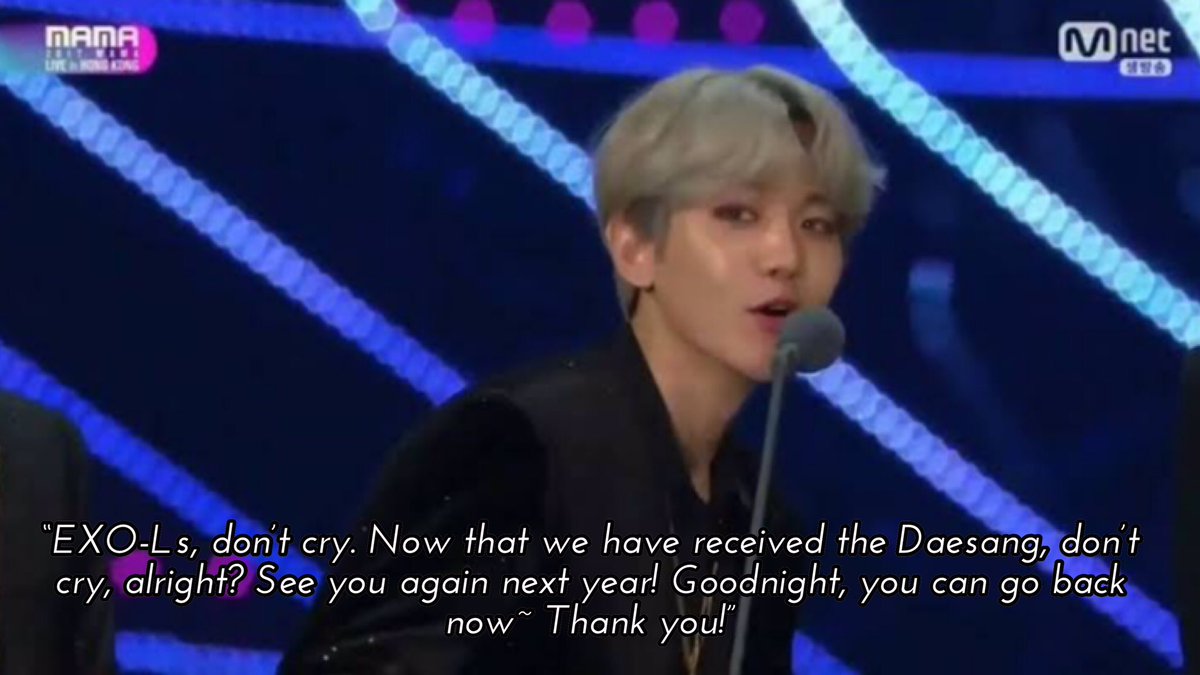 Double_Melody's tweet photo. จำคำพูดแบคตอนงานMAMA ปีที่แล้วได้

"EXO-Lไม่ต้องร้องไห้แล้วนะ ตอนนี้เราได้รับแดซังมาแล้ว อย่าร้องไห้ เข้าใจมั้ย? เจอกันปีหน้า! ฝันดีนะ แล้วก็กลับบ้านกันได้แล้ว ขอบคุณมากๆ ครับ"

คืนนั้นเอลี่ร้องไห้หนักมากพออซ.ได้รางวัลพวกเค้าก็ร้องไห้ ร้องทั้งฟค+ศลป.คิดดูว่าปีนี้SMจะปล่อยให้ไปปะ https://t.co/uFodNx4g3M