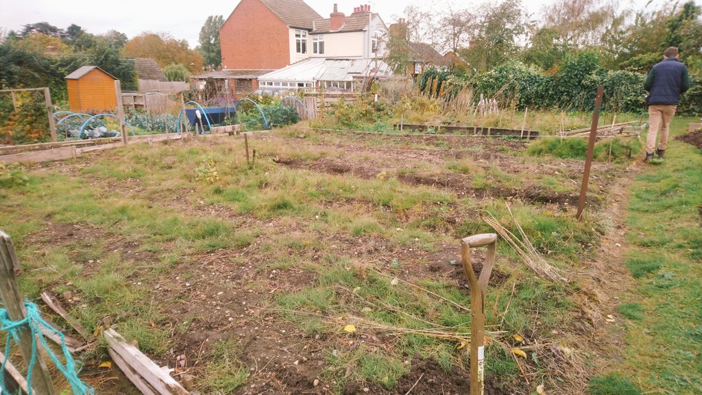 BethMeades93's tweet photo. We intend to #startfromtoday with our new #allotment! Perfect for a bit of #unplugging @CommsUnplugged  #growyourown https://t.co/ops57eBeQn