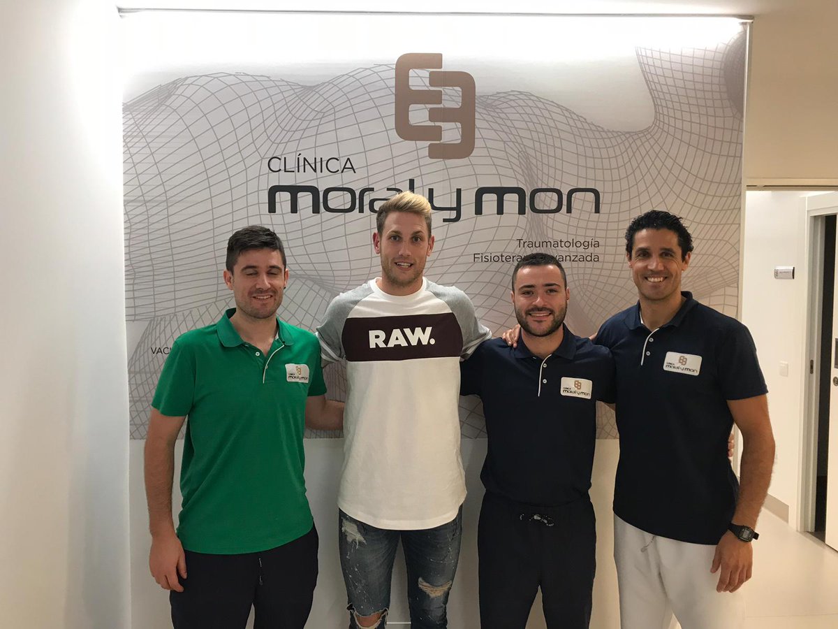 Real Oviedo (@realoviedo) on Twitter photo Nuestro jugador <a href="/carlosRJ4/">carlos hernandez</a> y la novedosa técnica que completa su proceso de recuperación 💨🚀💪 realoviedo.es/noticia/carlos…
#RealOviedo Nuestro jugador <a href="/carlosRJ4/">carlos hernandez</a> y la novedosa técnica que completa su proceso de recuperación 💨🚀💪 realoviedo.es/noticia/carlos…
#RealOviedo