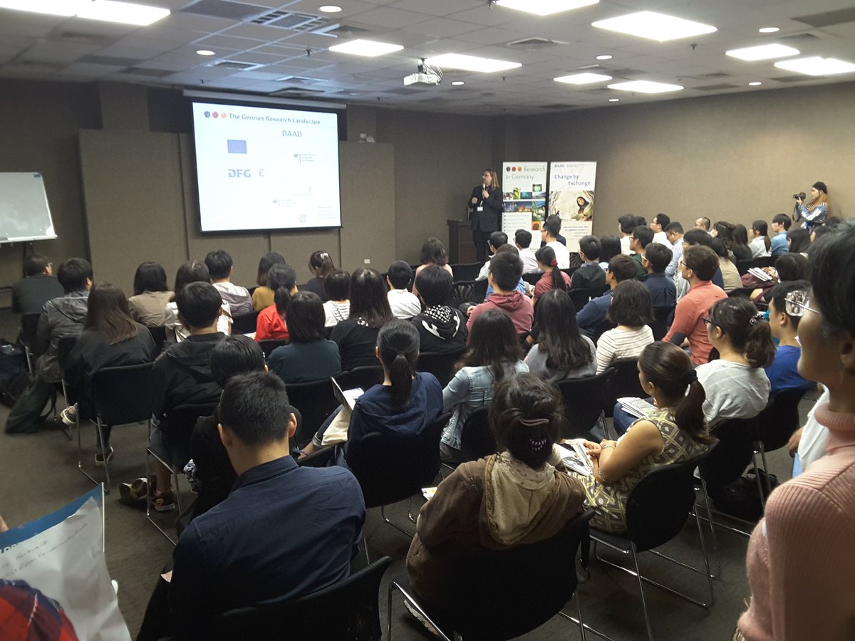 ResearchGermany's tweet photo. Josef Goldberger (DAAD IC Taipei) on the German #ResearchLandscape and #Funding opportunities. Also interested? Check our website: https://t.co/QbJWrOblYF  #EEFT #Taipei https://t.co/k7UWN7cKTM