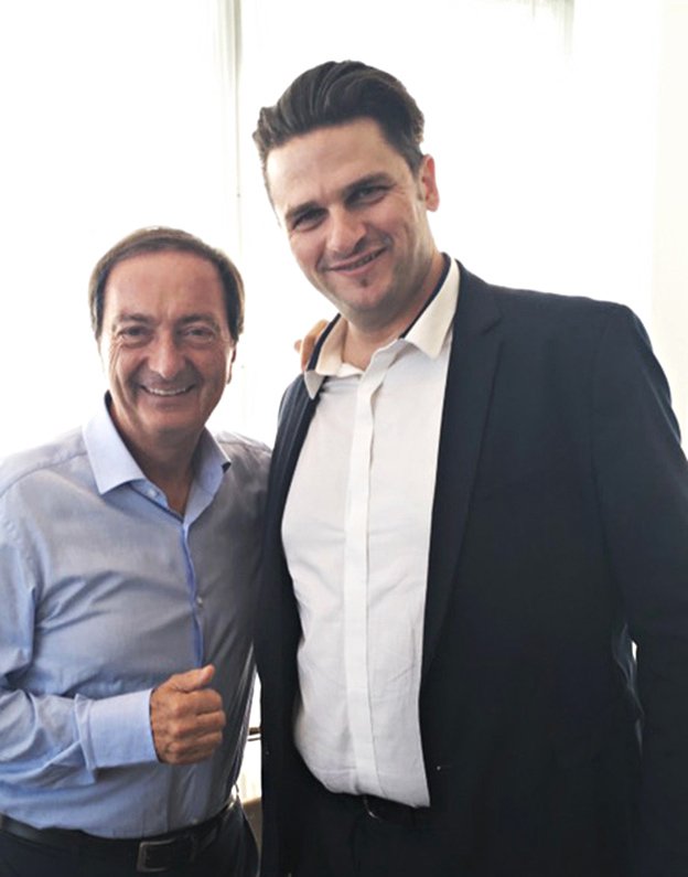 promerocean's tweet photo. Les grands esprits se rencontrent...toujours. 
  @Leclerc_MEL https://t.co/8G0Enwlltb